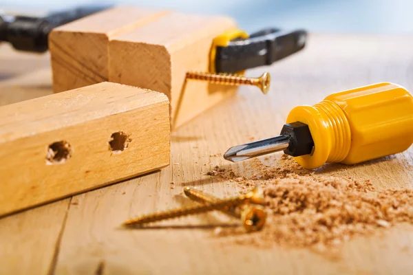 تفصيل أثاث في أبوظبي